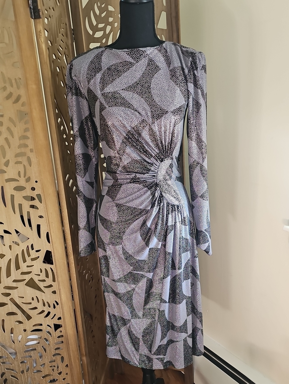 Vintage Rimini Long-Sleeve Twist-Waist Midi Dress in Silver and Black